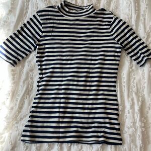 Madewell Black and White Fitted Short Sleeve T-Shirt